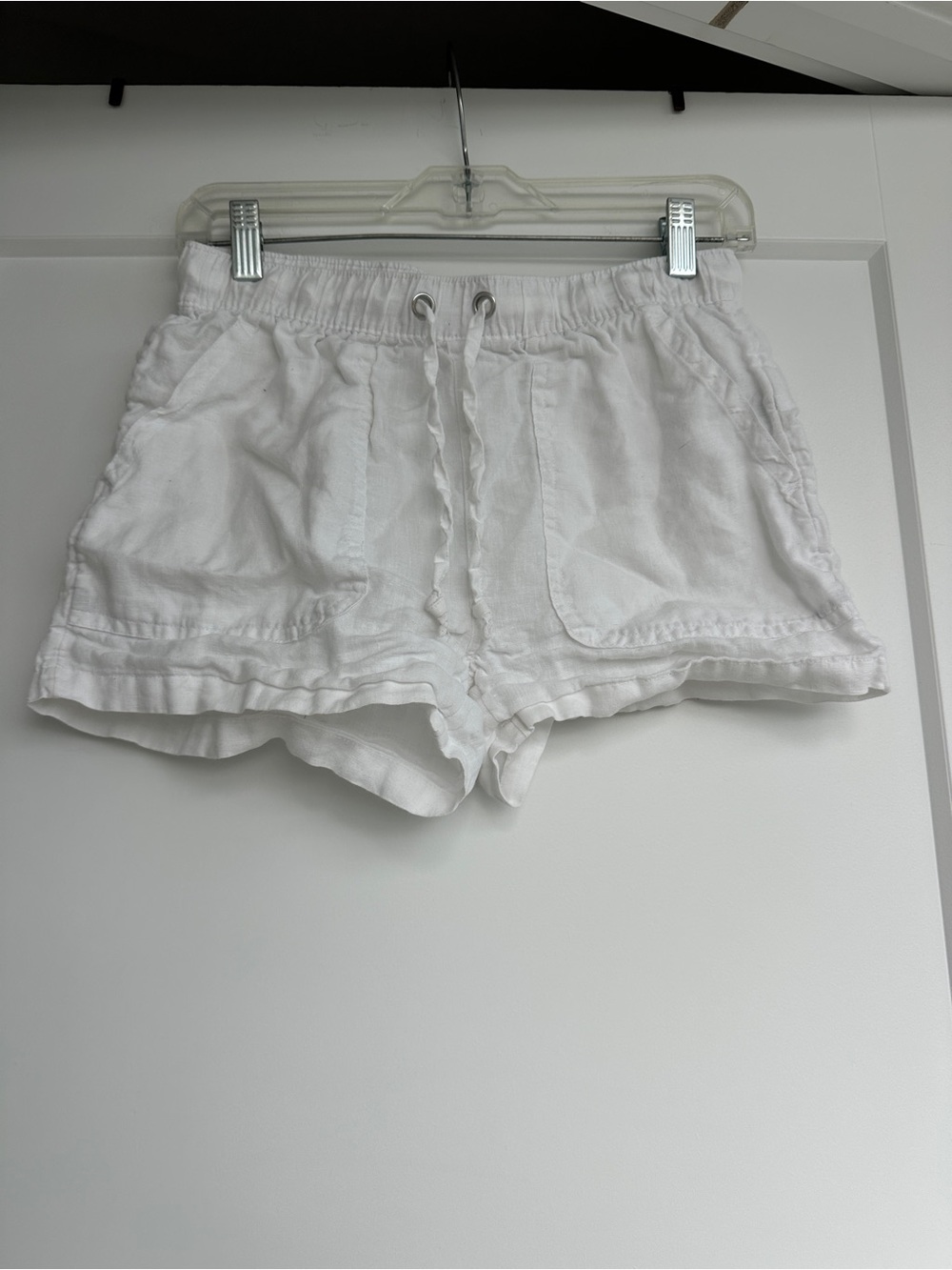 C&C California White Linen-Blend Drawstring Athletic Shorts